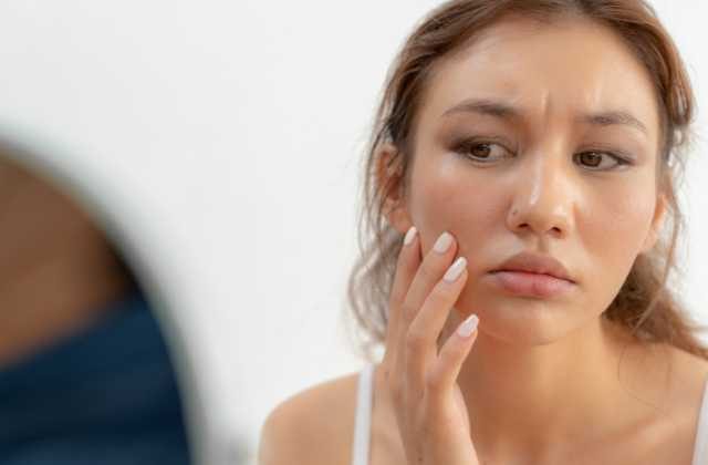 Skincare Routine for Sensitive Skin in Hindi