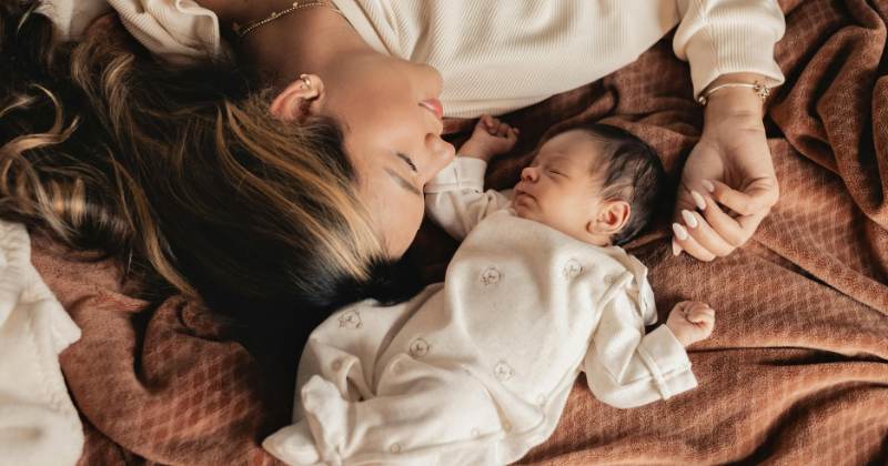 shishu ki tvacha ki dekhbhal kaise karen