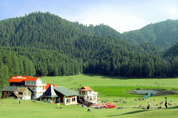 Khajjiar Honeymoon-Best Honeymoon Places In India