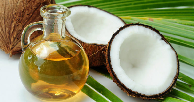 Benefits of Organic Coconut Oil in Hindi