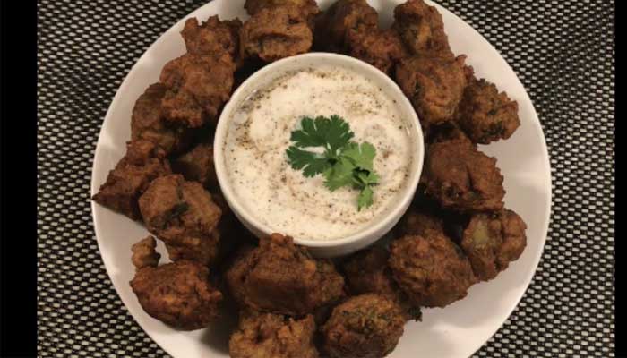 kuttu-ke-pakode