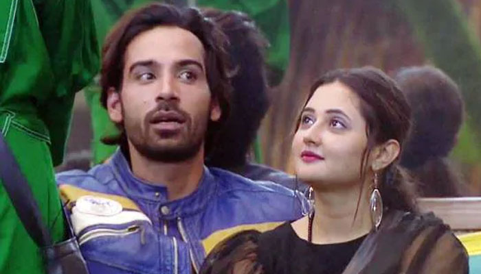 bigg boss 13 rashami desai end relationship with arhaan khan