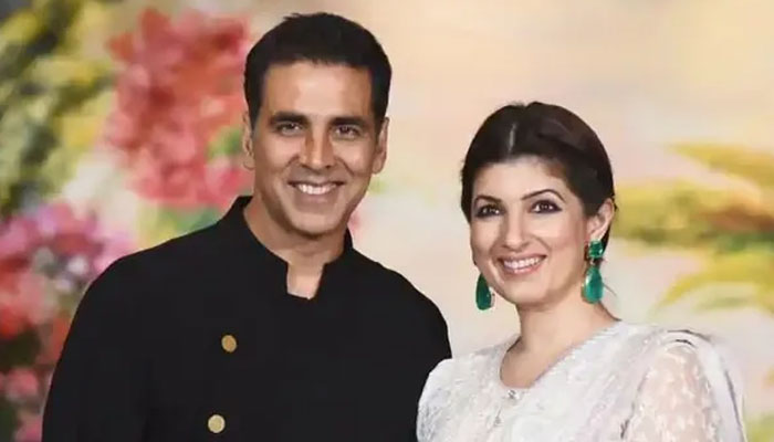 bollywood se door hain superstar ki ye biwiyan