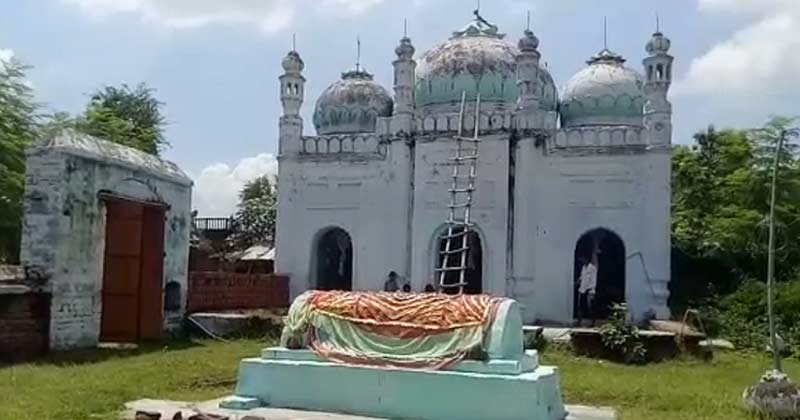 hindu man who takes care of mosque nalanda bihar