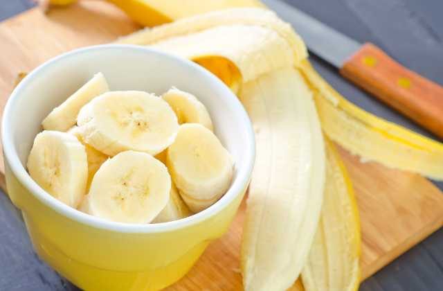 How To Make Banana Hair Pack At Home