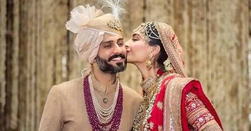 sonam kapoor Shares first pic together with Husband on anniversary