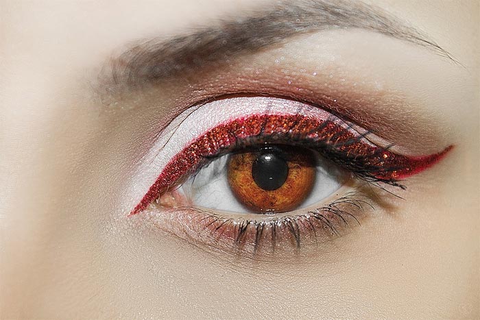 when Makeup products expire