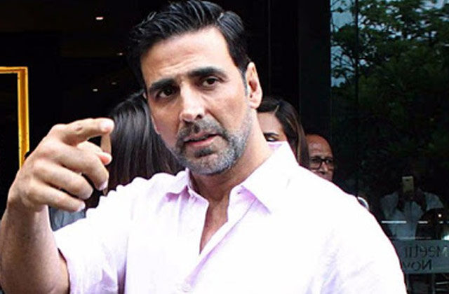 Akshay Kumar Hospitalised After Testing COVID-19 Positive