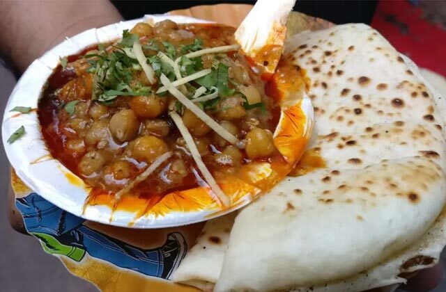 Lotan Ke Chole Kulche