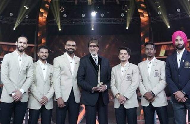 Amitabh Bachchan Reaction On Indian Women Hockey Team