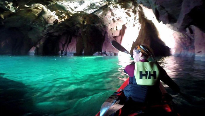 Owey Island Lake - Underground lakes in the world