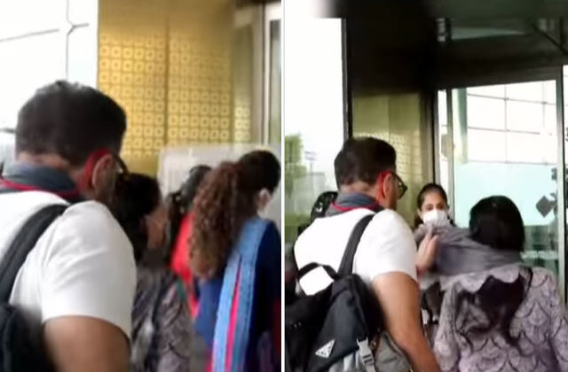 Sunny Deol helps mom Prakash Kaur with her dupatta at airport