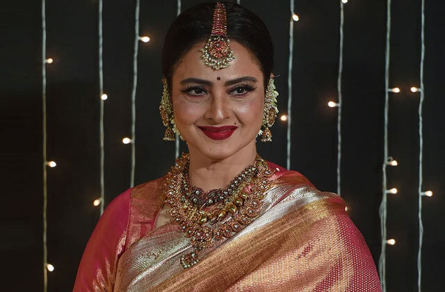 Evergreen Actress Rekha Modelling Photos Of 1991