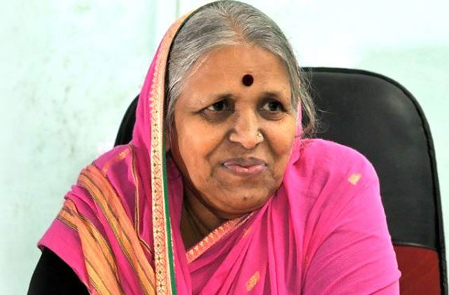 sindhutai sapkal dies