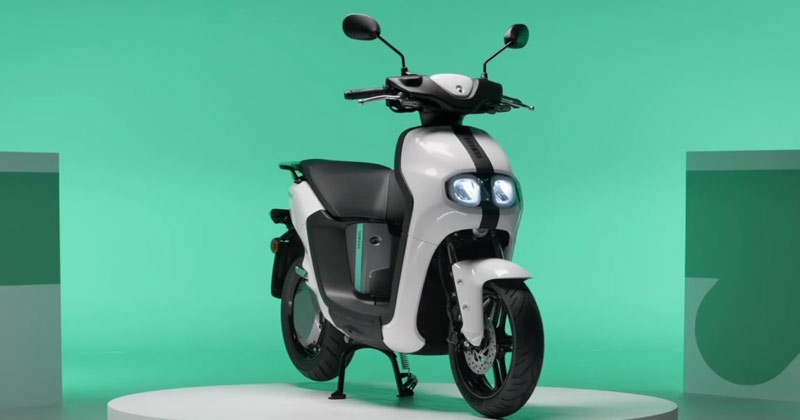 Yamaha neo Electric Scooter