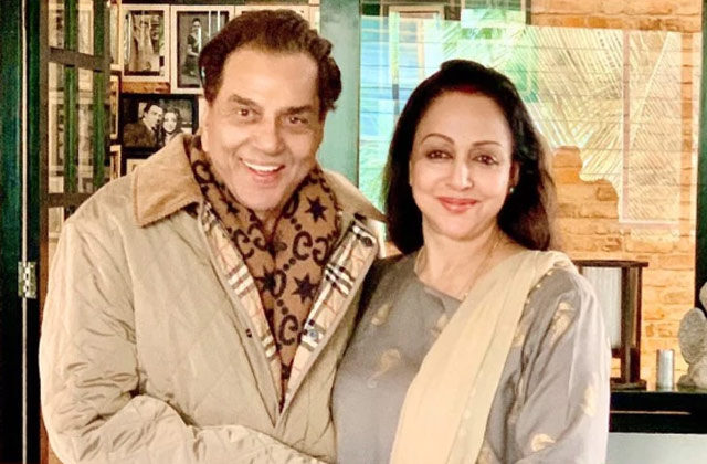 Hema Malini wishes Dharmendra on 42nd wedding anniversary