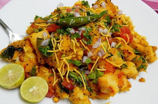 Easy Bread Poha Recipe in Hindi