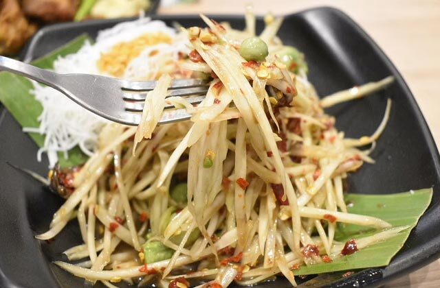 Raw Papaya Salad Recipe In Hindi