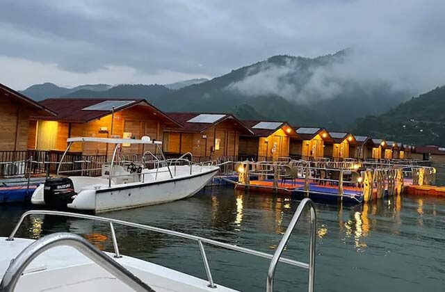 floating huts in uttarakhand