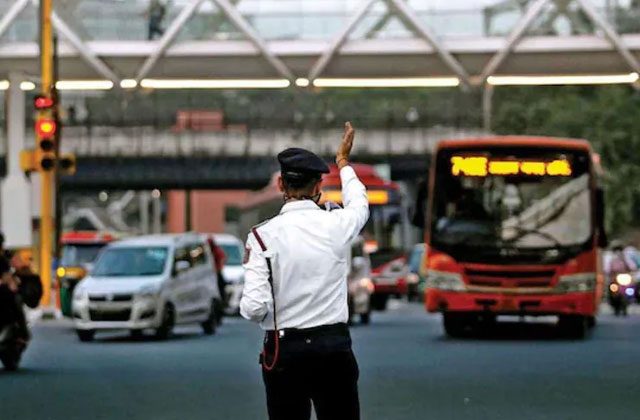 Delhi Over Speeding And Red Light Violation Camera Challan Issued Status
