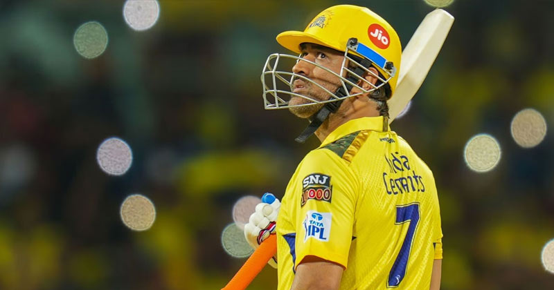 MS Dhoni completes 5000 runs in IPL