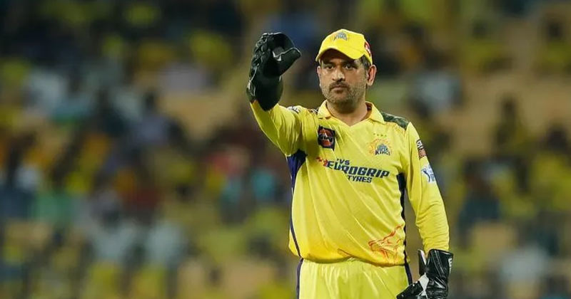 MS Dhoni threatens to leave CSK captaincy