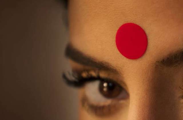 Bindi Designs For Married Women In Hindi