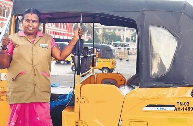 Sathyavani A Professional Auto Driver From Chennai