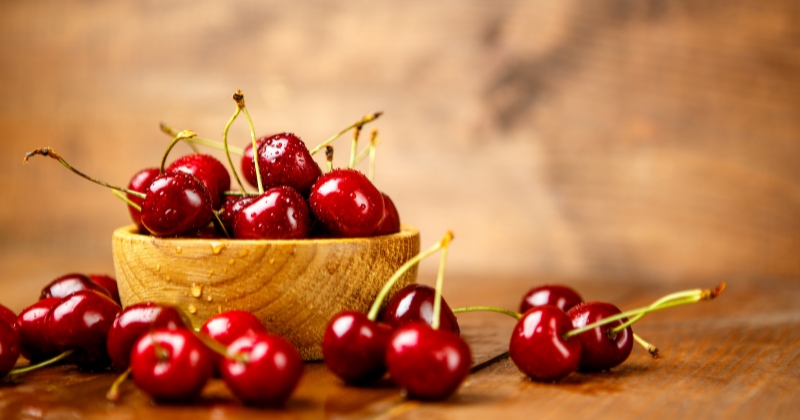 Cherry Benefits in Hindi