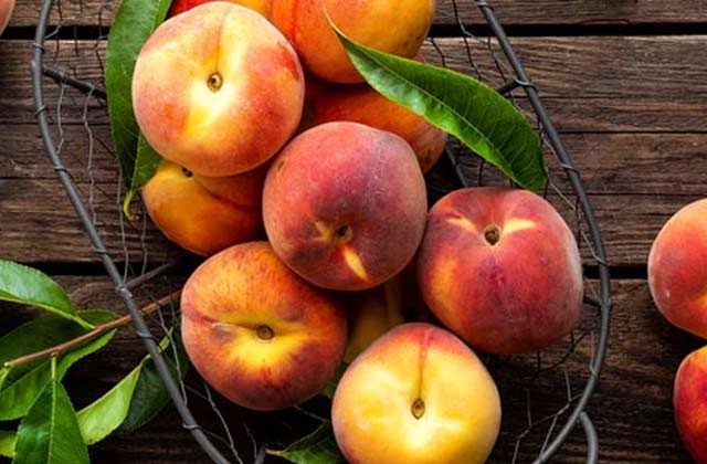 peaches benefits in hindi