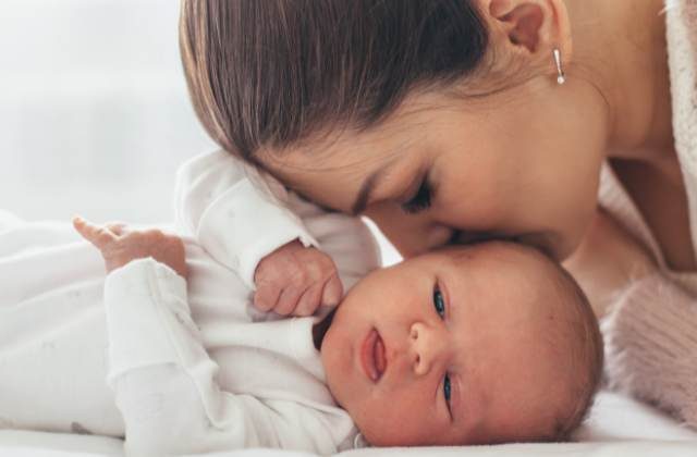 नवजात शिशु की देखभाल